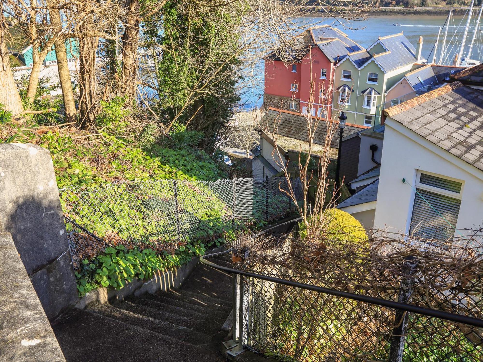 Sandquay View Dartmouth Exterior photo